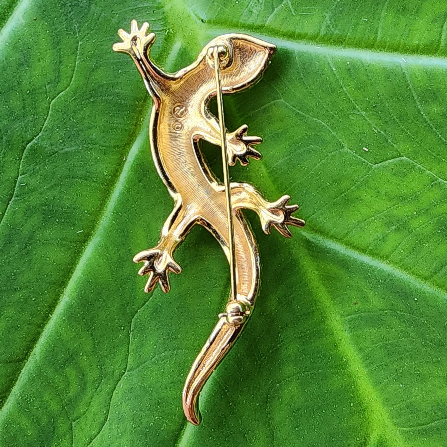 Swarovski Crystal Gecko Lizard Brooch Pin