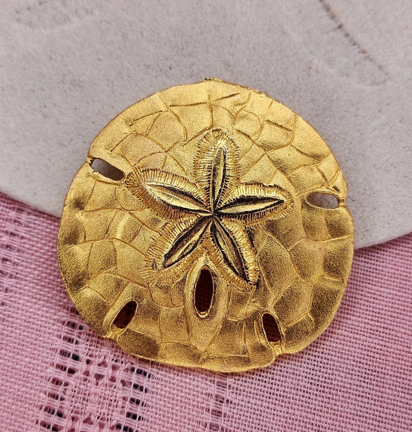 Vintage Gold Sand Dollar Brooch Pin