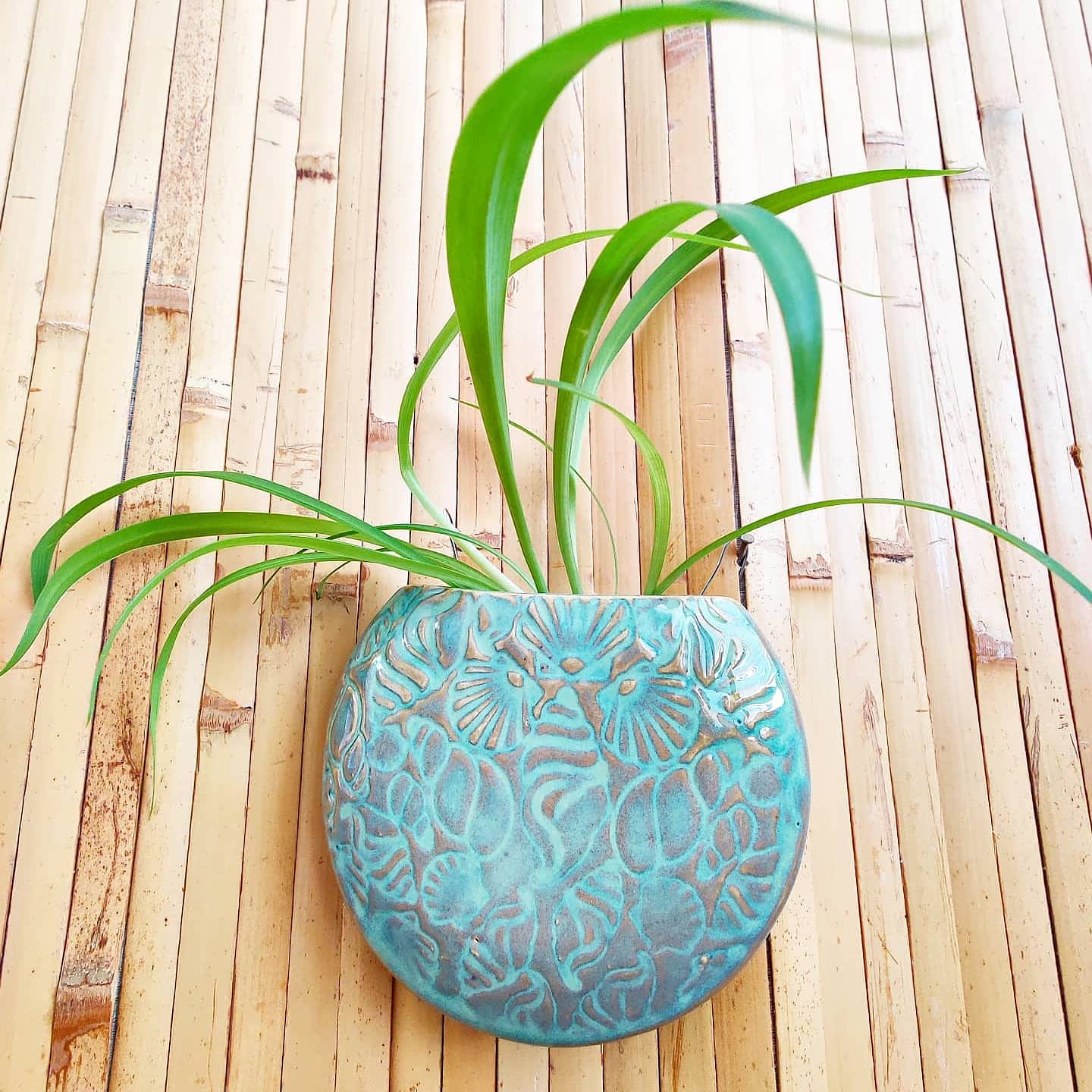 Vases & Wall Pockets