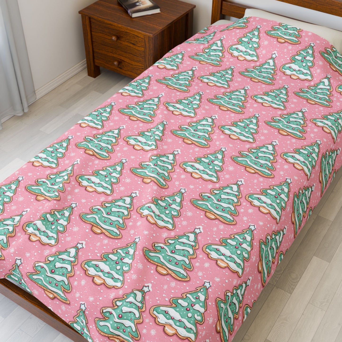 Christmas Tree Cookie Velveteen Blanket — Pink Holiday Plush Throw Decor