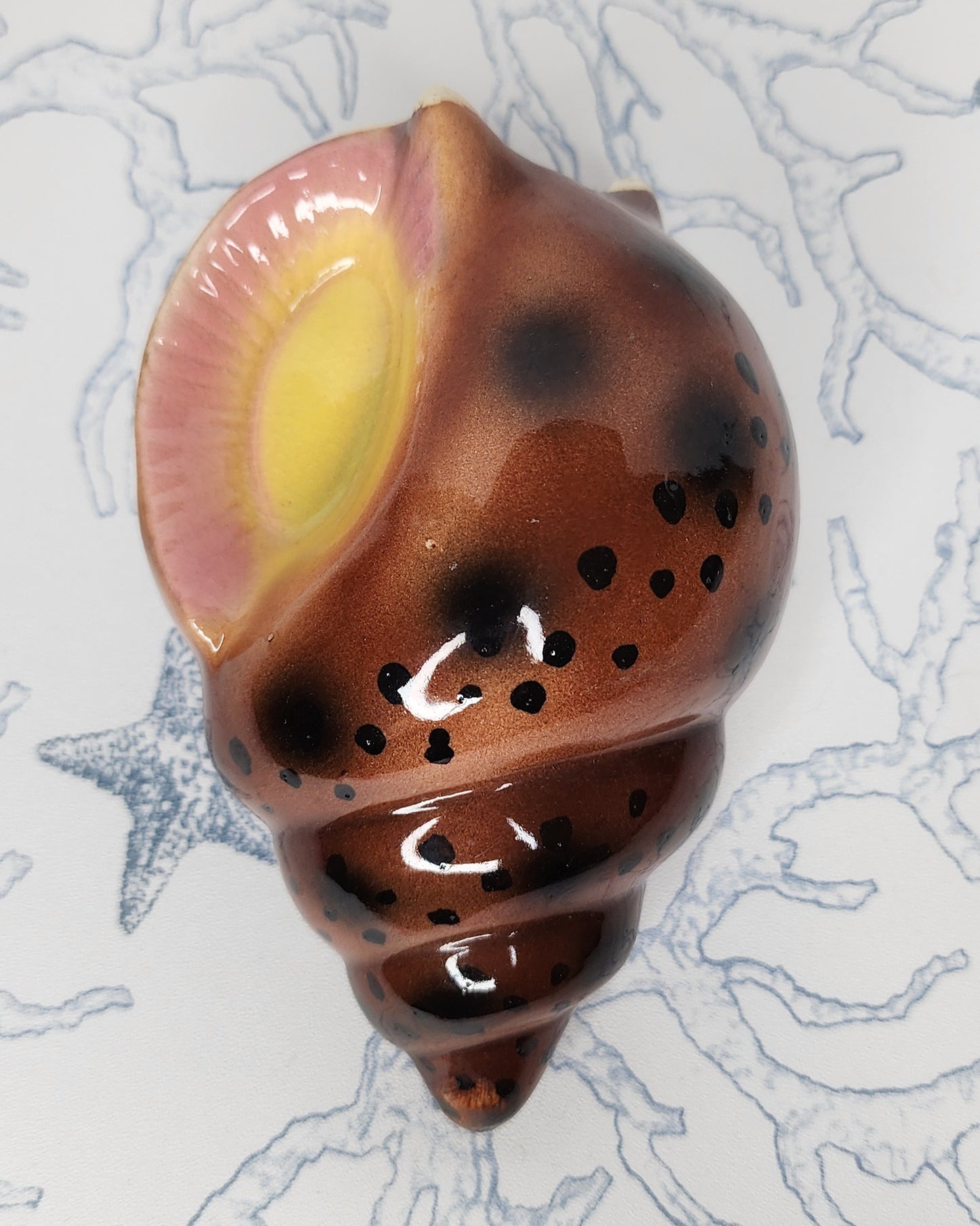 Vintage Ceramic Seashell Wall Pocket Vase